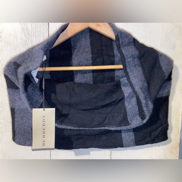 Infinity Wool Scarf - Picture 2 of 6